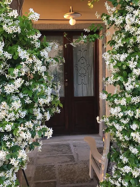 Agrisalotto Villa Cortona 0*,