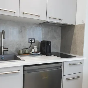 Residenza Gioiello - Comfort & A Apartment Milan